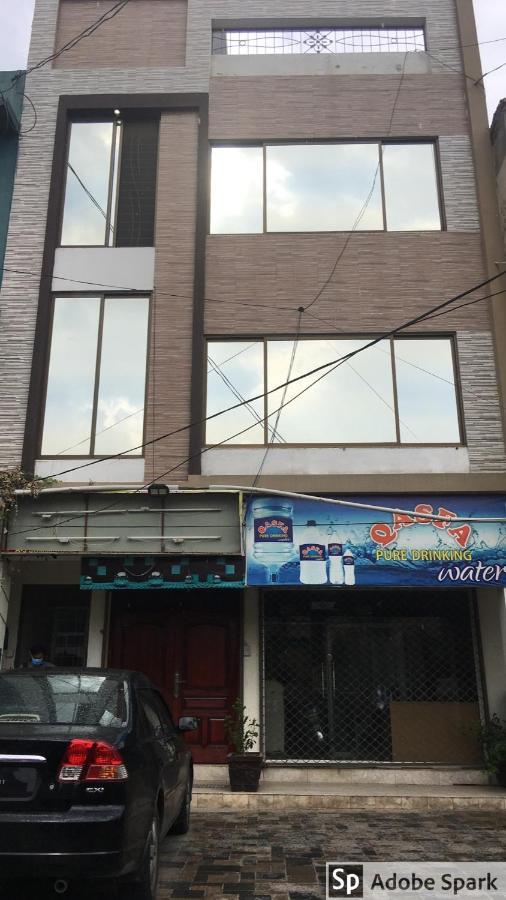 One Bed Studio Apartment Near Shaukat Khanum Lahore Exterior photo