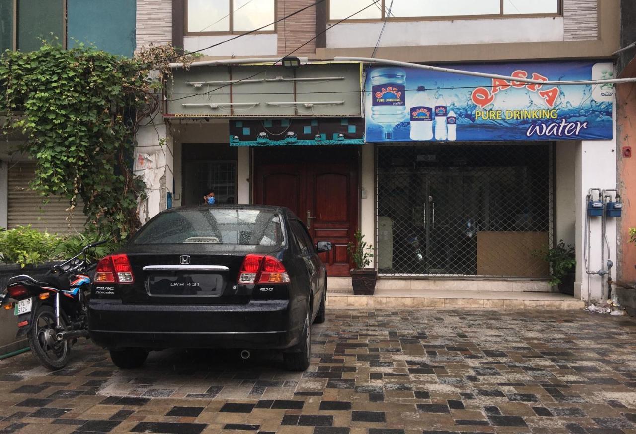 One Bed Studio Apartment Near Shaukat Khanum Lahore Exterior photo